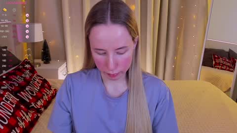 Cassie online show from 12/19/24, 09:06