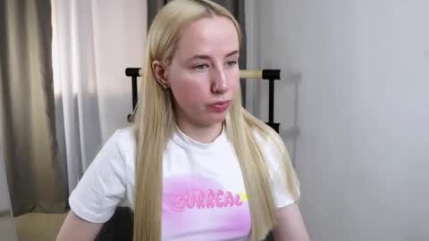 Cassie online show from 11/08/25, 09:13