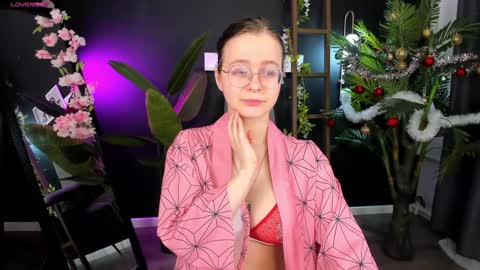 assie online show from 01/01/25, 08:47