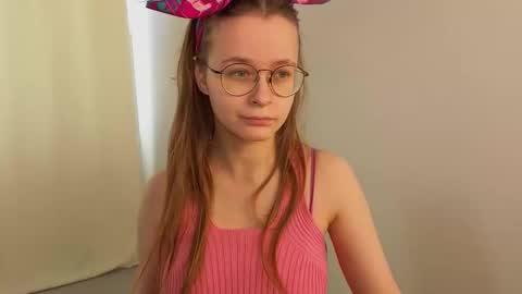 assie online show from 10/17/25, 12:19