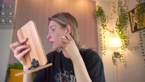 Im Cassie3 online show from 03/01/26, 07:54