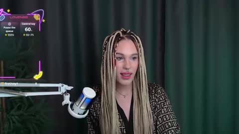 Cassie online show from 12/16/25, 04:39