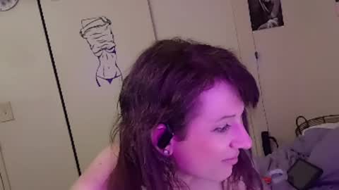 Cassiemichelle online show from 04/06/26, 04:46