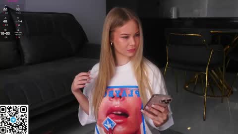 Cassie online show from 05/18/26, 07:25