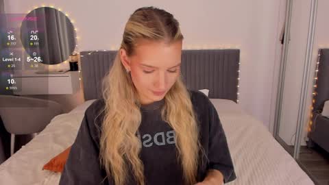 Angel 3 online show from 04/09/26, 10:20