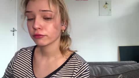 Olivia online show from 03/25/26, 03:40