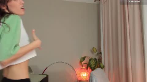  cassandra  online show from 12/04/24, 07:45