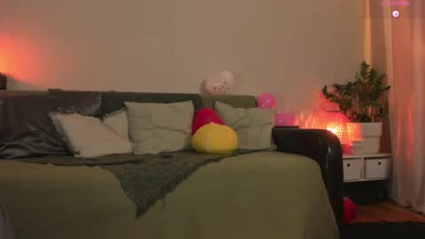  cassandra  online show from 02/17/25, 11:31