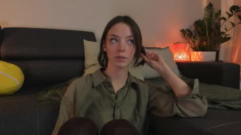  cassandra  online show from 09/29/25, 06:13