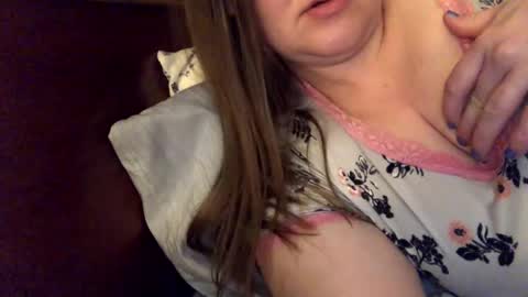 Snapshot of cassnicole96 chatting on 01/27/25, 07:35 cassnicole96 online show from 01/27/25, 07:35