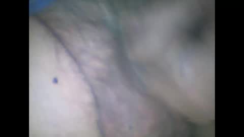 Snapshot of castells chatting on 12/19/25, 05:42 castells online show from 12/19/25, 05:42
