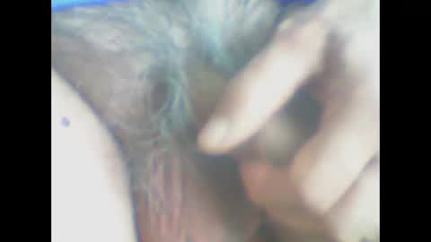 Snapshot of castells chatting on 04/19/26, 03:55 castells online show from 04/19/26, 03:55