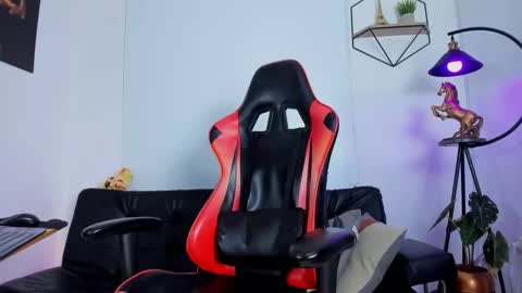 Matheo Brown online show from 02/11/25, 10:07