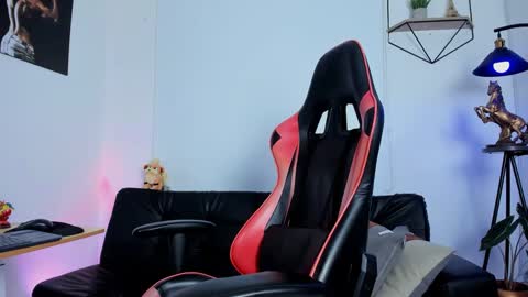 Matheo Brown online show from 02/26/25, 02:57