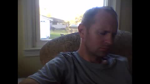 Snapshot of castlecrester chatting on 10/29/25, 08:10 castlecrester online show from 10/29/25, 08:10