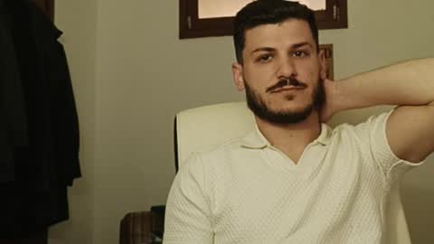 Snapshot of casual_mike chatting on 04/04/26, 11:29 Mike Moreira online show from 04/04/26, 11:29