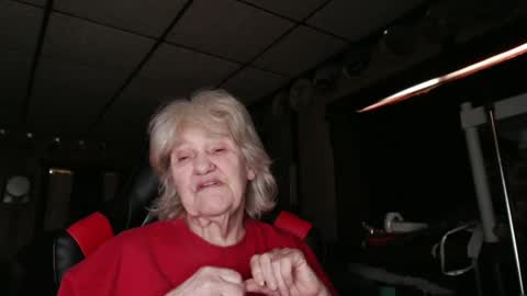 cat online show from 12/23/24, 04:39