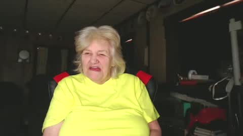 cat online show from 12/25/24, 06:19