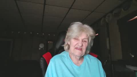 cat online show from 12/26/24, 06:33