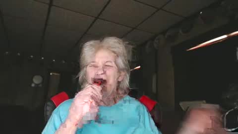 cat online show from 12/27/24, 05:05