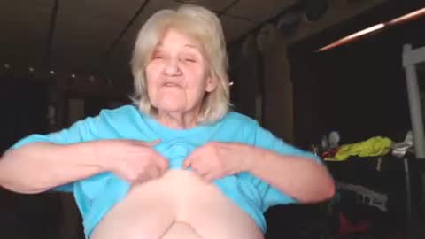 cat online show from 01/16/25, 07:41