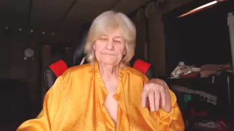 cat online show from 01/22/25, 08:06