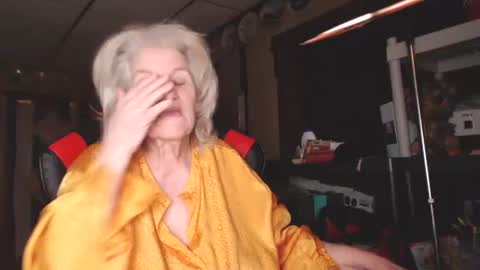 cat online show from 02/01/25, 05:47