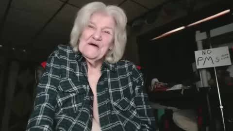 cat online show from 02/03/25, 08:35