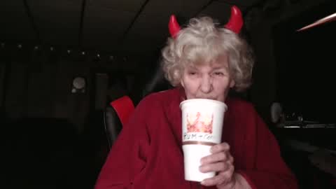 cat online show from 02/17/25, 05:21