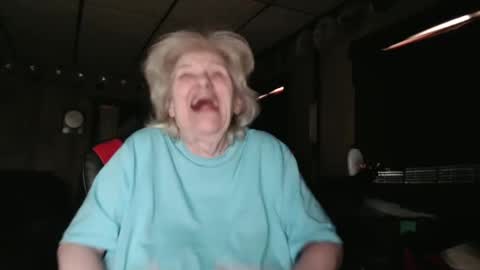 cat online show from 02/18/25, 04:26