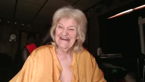 cat online show from 02/19/25, 04:00