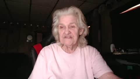 cat online show from 02/20/25, 05:18