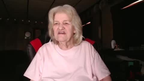 cat online show from 02/21/25, 07:54