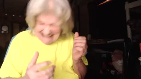 cat online show from 03/06/25, 04:07