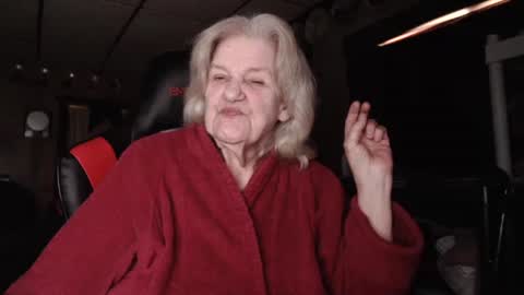 cat online show from 03/08/25, 03:13