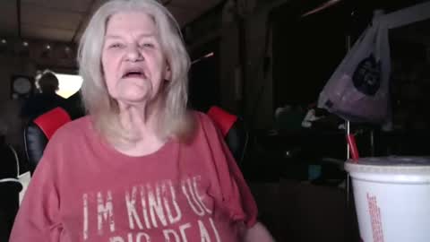 cat online show from 09/21/25, 06:53