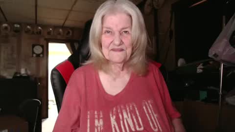 cat online show from 09/26/25, 04:11