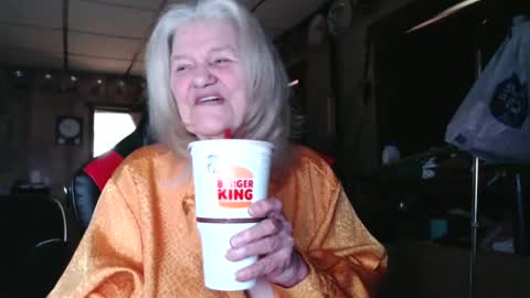 cat online show from 09/27/25, 04:56