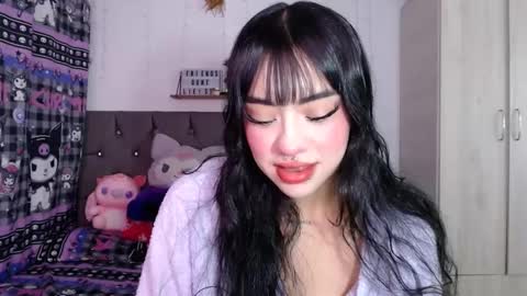 Mila online show from 10/01/25, 01:33