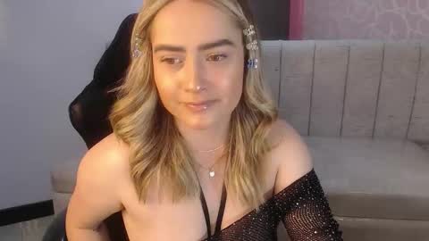 Snapshot of cata1_ch chatting on 12/21/25, 11:06 cata1_ch online show from 12/21/25, 11:06