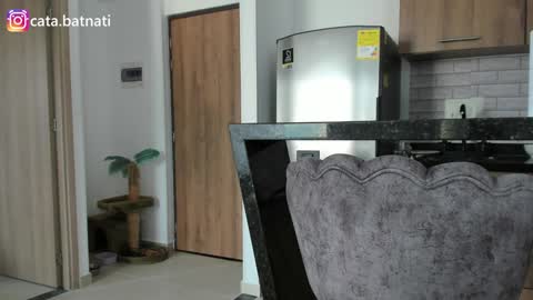 Snapshot of cata_batnati chatting on 12/21/24, 09:47 Catalina online show from 12/21/24, 09:47