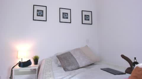    online show from 04/16/26, 09:26