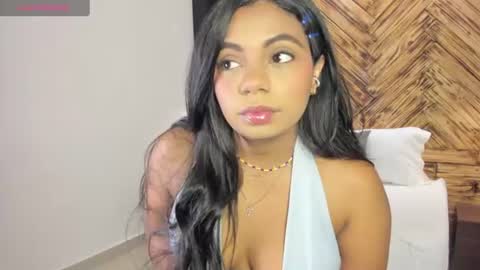 Snapshot of cata_rosse_ chatting on 06/28/26, 02:17 C A T A online show from 06/28/26, 02:17
