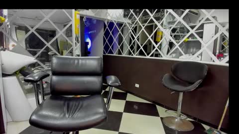 cata_sanchez online show from 11/22/25, 01:26