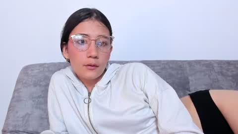 Snapshot of catalella_0 chatting on 07/05/26, 11:39 Catalella online show from 07/05/26, 11:39