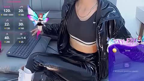 Queen Catalella online show from 03/01/25, 06:46