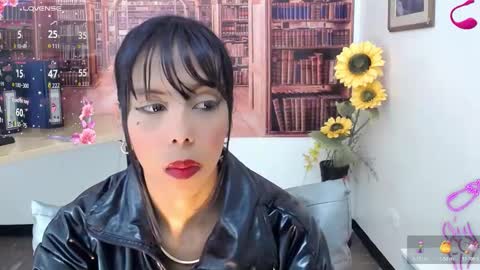 Queen Catalella online show from 10/29/25, 03:09