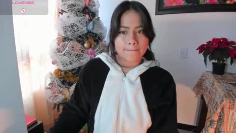 Snapshot of cataleya_0_0_ chatting on 12/11/24, 12:12 Flor....... online show from 12/11/24, 12:12
