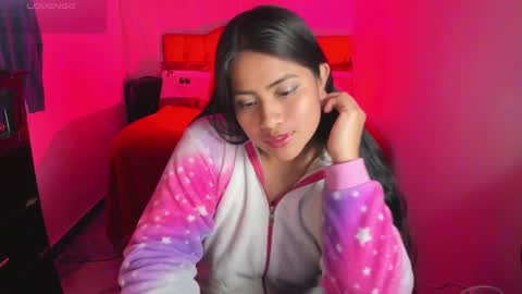 Snapshot of cataleya_0_0_ chatting on 12/17/24, 03:39 Flor....... online show from 12/17/24, 03:39