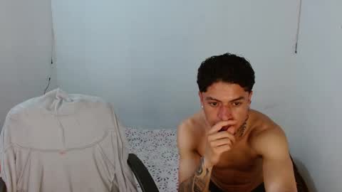 Snapshot of cataleya_cat3 chatting on 11/17/25, 01:00 Fabi online show from 11/17/25, 01:00